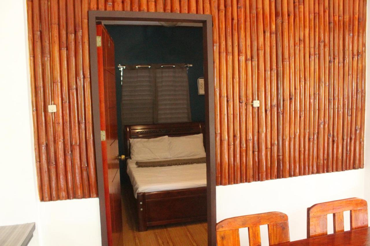 Maya Guest House - Sipaway Island San Carlos  Exterior photo